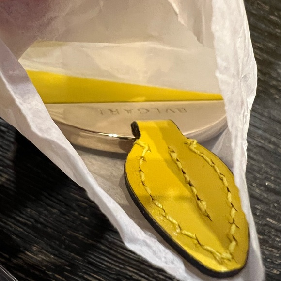 Bulgari Yellow Leather Shoulder Bag with Serpent Head Clasp - Picture 13 of 16